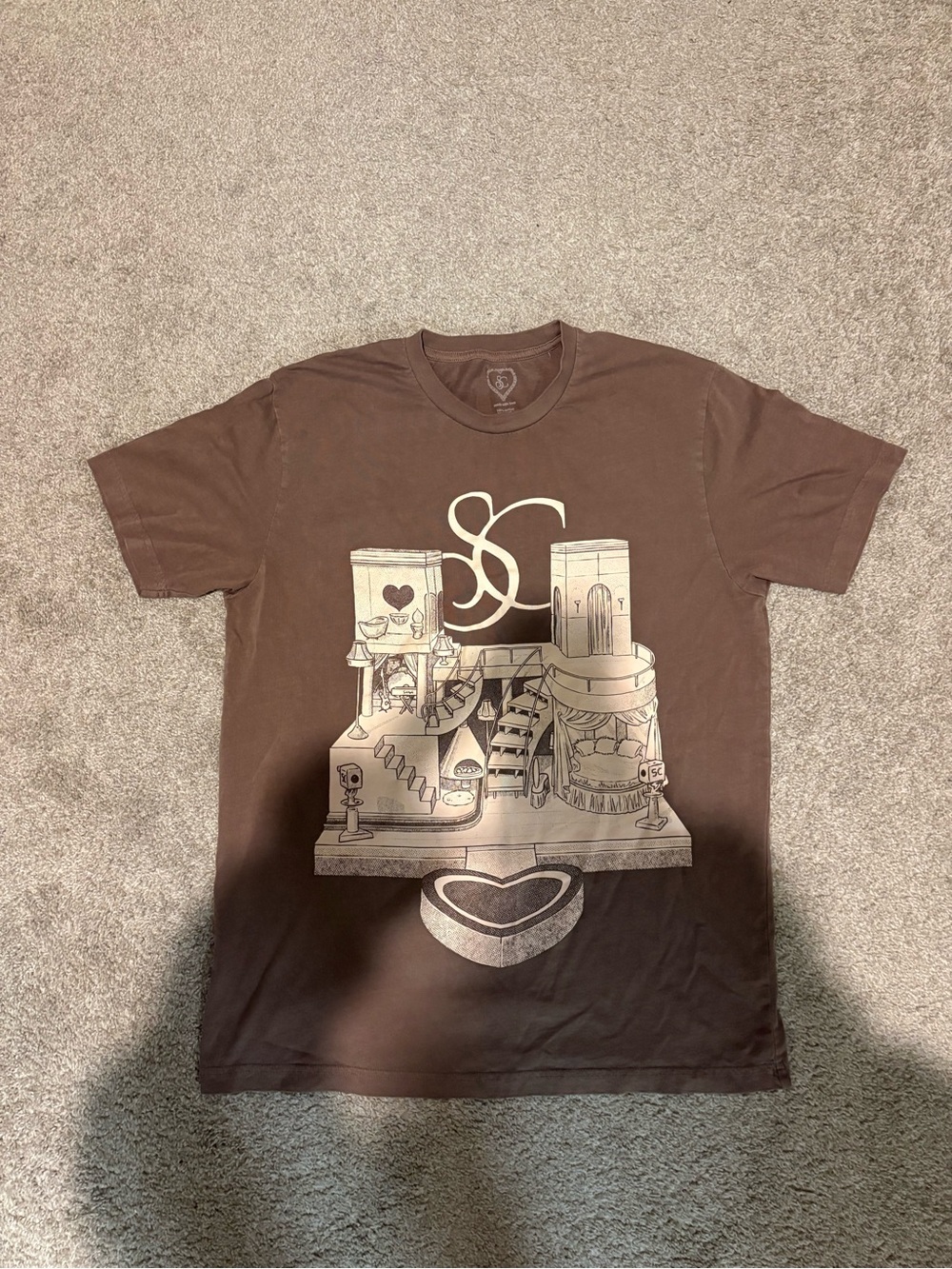 Sabrina Carpenter Official Tour T-Shirt - Picture 2 of 4